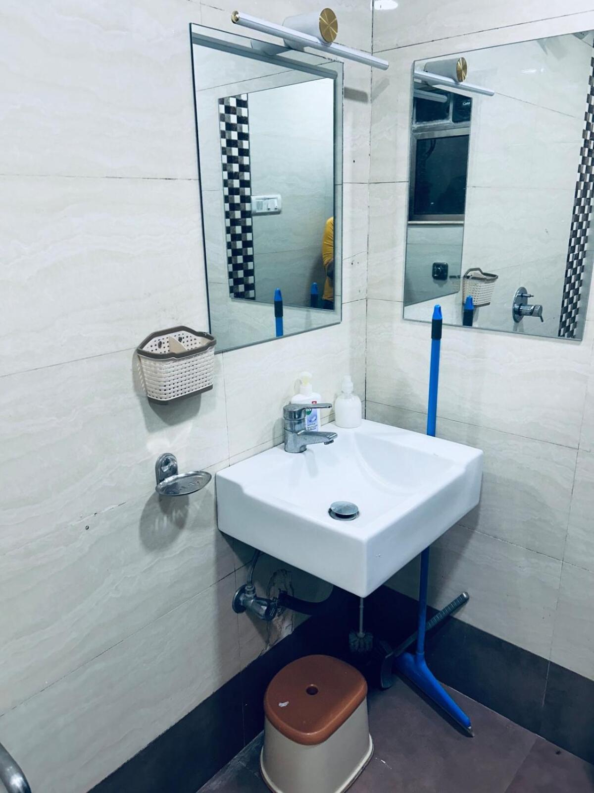 Apartament 2bhk With Pvt Decks Near Sea Bombaj