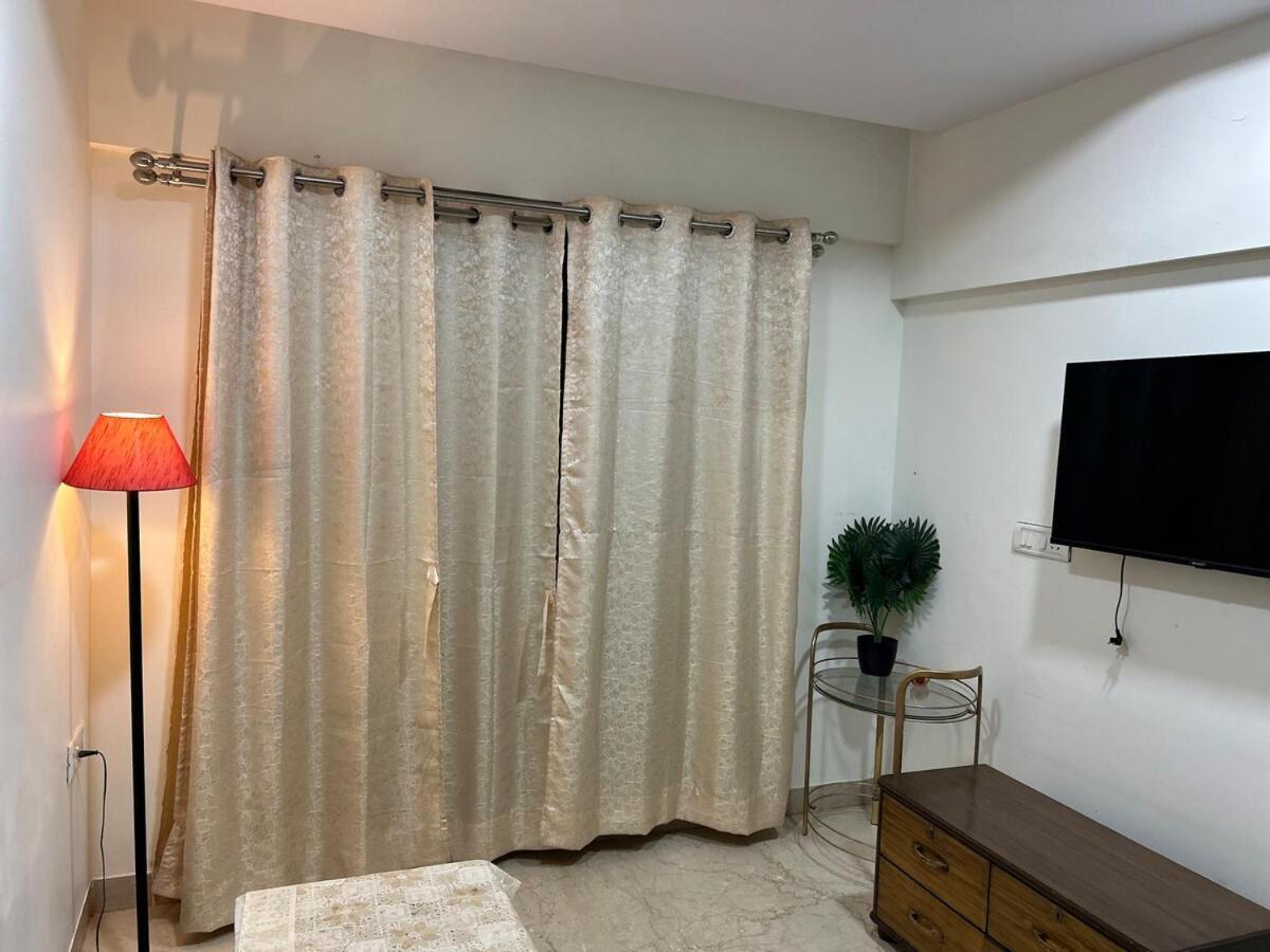 2bhk With Pvt Decks Near Sea Apartament *