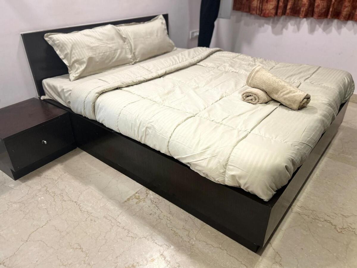 2bhk With Pvt Decks Near Sea Apartament *