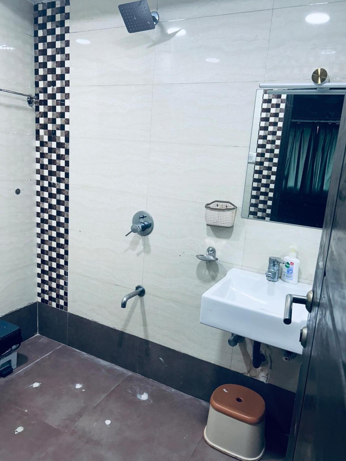 Apartament 2bhk With Pvt Decks Near Sea